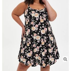 BLACK FLORAL CHALLIS TRAPEZE DRESS